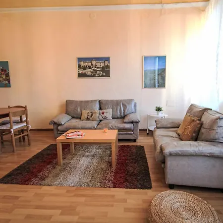 Apartment Roma By Interhome