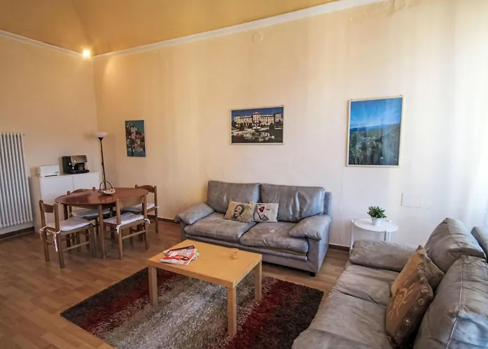 Roma By Interhome * פורטו ואלטרוואליה